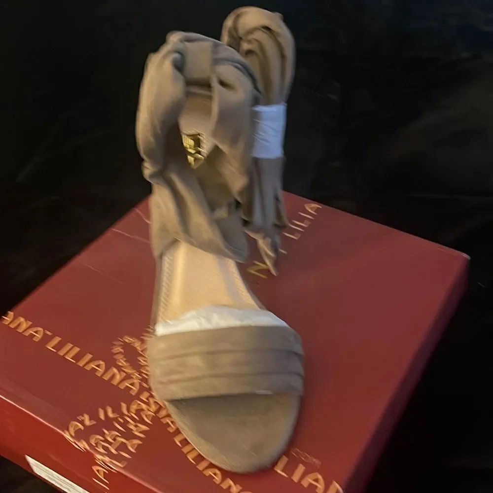 Liliana brand new heels taupe color size 7 ankle wrap